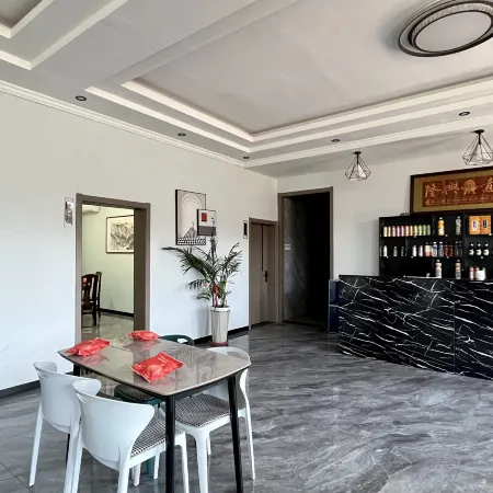 Xinglong Lizike Lake Homestay