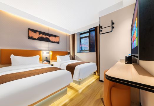 푸칭 호텔의 현대적인 인테리어