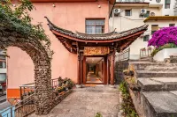 Lijiang Huachen View Inn