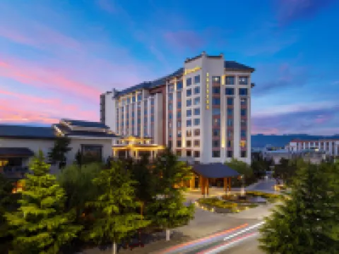 Shangri-La Resort Hotels in Shangri-La