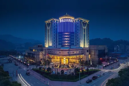 Xinxing Century Hotel