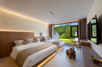 婺源篁嶺·山語雲舍 鄰近婺源篁嶺景區-曉雍站的酒店