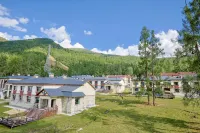 Hongfu Lake Kanas Resort