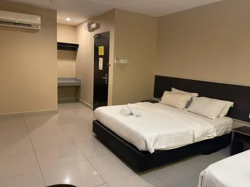 Blossom Hotel 西海岸省住宿飯店