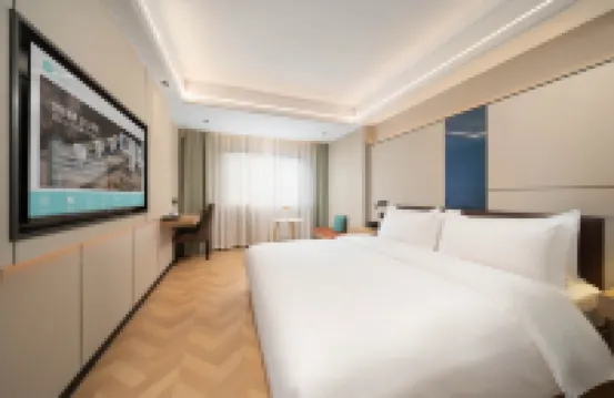 โรงแรมอี้หยุน (มหาวิทยาลัยหลี่ซุ่ย ว่านตี้พลาซ่า) โรงแรมใกล้อุทยานชูจู