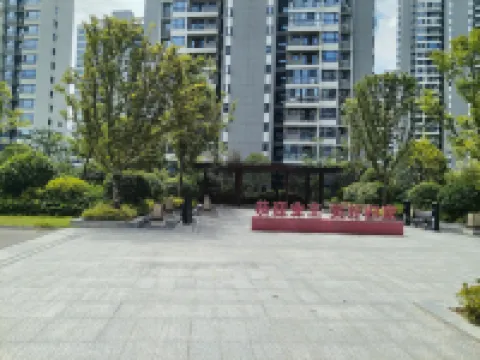 Xiangyuan Homestay (Zhangjiajie West Station) โรงแรมใกล้สถานีรถไฟตะวันตกจางเจียเจี้ย