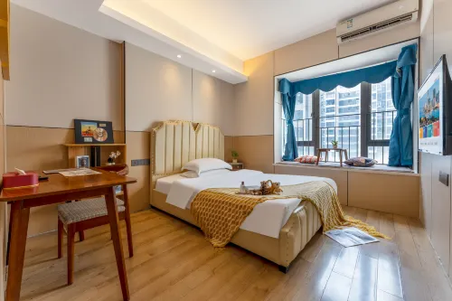 Yuanxu Apartment (Jiangmen Station Darongcheng Branch)