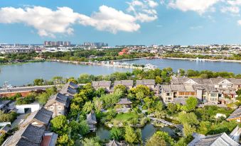 Shangheyuan Homestay (Kaifeng Millennium City Park)