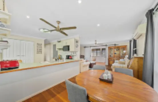 Air-conditioned Quiet Stay in Rochedale South