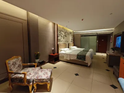 Fusui Platinum Four Seasons Hotel Hotel in zona Guilin University of Technology Nanning Konggang Campus West Area