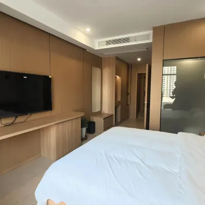 Xinghui Boutique Hotel Hotels near Shuiyuan Railway Station