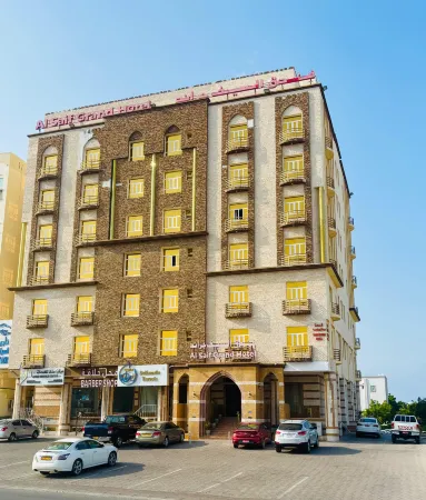 Al-Saif Grand Hotel by Clove International Отели в г. Мускат