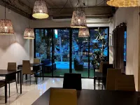 Coco Mountain View Guesthouse  Hotel Отели рядом с достопримечательностью «Большой Будда»