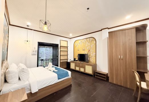 방비엥 나이트 마켓 리조트