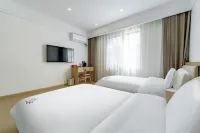 Kunming Cuiyin Courtyard Hotels near Dian Lake