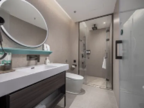 Li Yi Hotel (Turfan Grape Night Market Branch) トルファン市のホテル