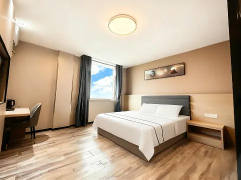 Yaquan Boutique Homestay (Zhongshan Hot Spring Resort)