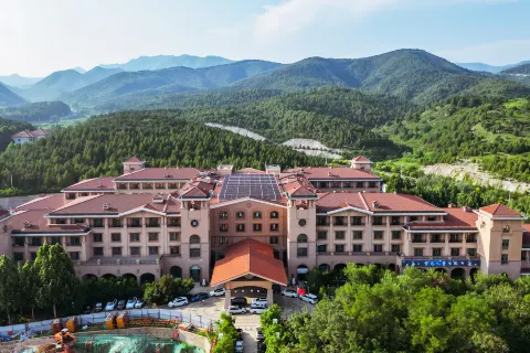 톈진 징지 성광 핫 스프링 리조트 호텔