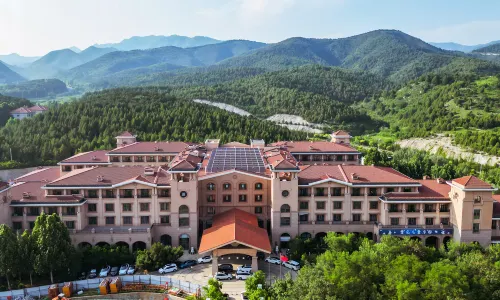 Tianjin Jingji Saintlight Resort&Spa