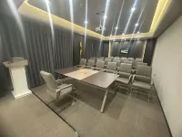 Royal Maple Hotel (Chengjisihan Square Branch) - Business