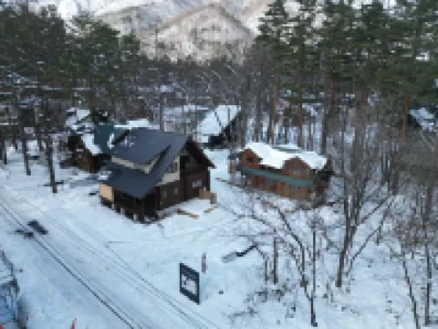COCO VILLA HAKUBA 01 — Sleeps 9, ideal ski base, with 3D printer sauna & BBQ