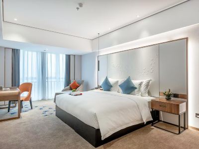 Dongfan Womei Hotel (Yandi Square Shennong City)