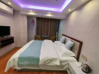 Qiyun Hotel (Guiyang North Railway Station Dream City) - albergo