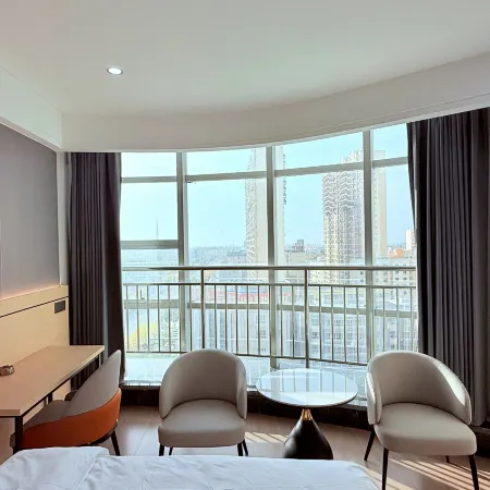 Xintianhe Grand Hotel (Yanqi Stadium)