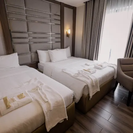El Vistra Hotel Angeles