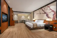 Fan Hua Yijing Hot Spring Hotel (Fogang Tangtang Store)