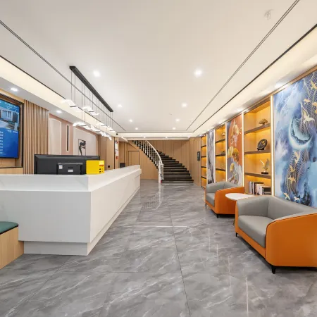 Jinchen Lizhi Mercure (Shantou MixC High Speed Railway Station)
