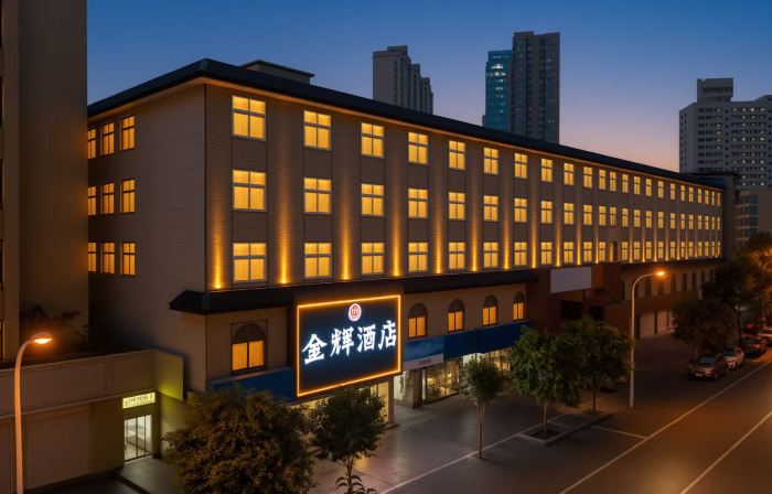 Springvale(XinYang Railway Station )