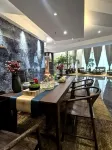 Urba S Hotel (Yili Xinyuan Kaiyuan Food Plaza Branch)