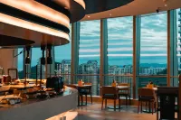 Hyatt Place Sanya City Center - Rooftop Pools
