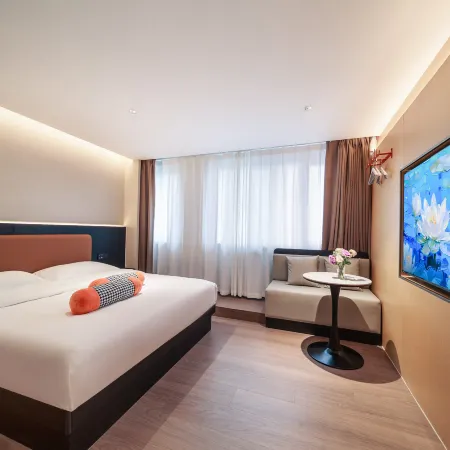 Yifei Hotel