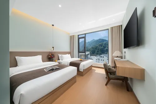 Yinquan • HolidayVilla Scenic Mountain View Homestay (Sanqingshan Gangshou Cableway)