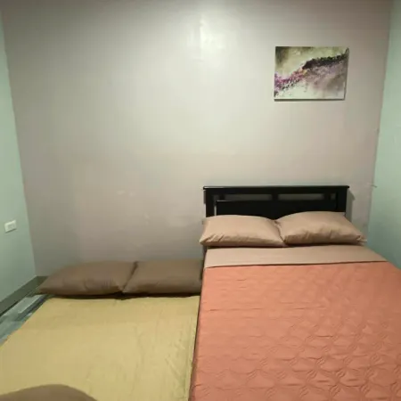 Amplayo Apartelle 2-BR Unit