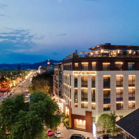 Xijin Puyin Yue Hotel (Langzhong Ancient City)