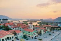 Jinling Landscape Beer Hot Spring Hotel