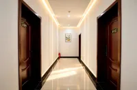 VecRay Homestay (Xinyi Street Xinjieqiao Branch)