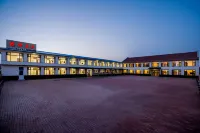 Fengning Bashang Grassland Defeng · Welcoming Manor (China Horse Town Tourist Resort)