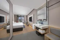 Holiday Inn Express Shenzhen Baolong Metro Station by IHG - 4 ดาว