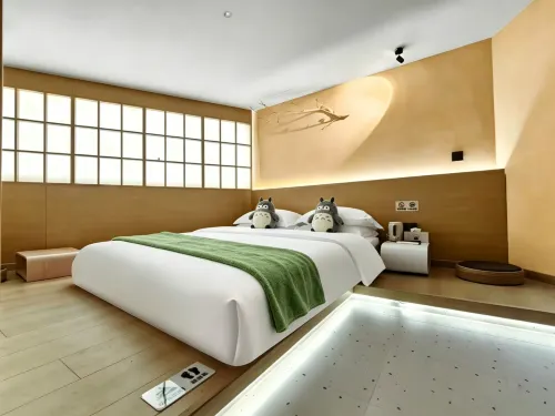 Longmao Elf Hotel (Chengdu Kuanzhai Alley Wenshuyuan Subway Station Branch)