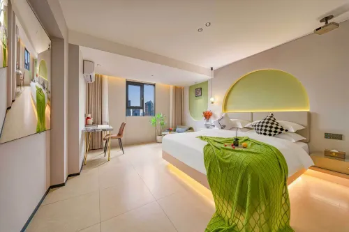 Baojingmei Future Hotel (Hefei University of Technology South Campus South First Ring Road)