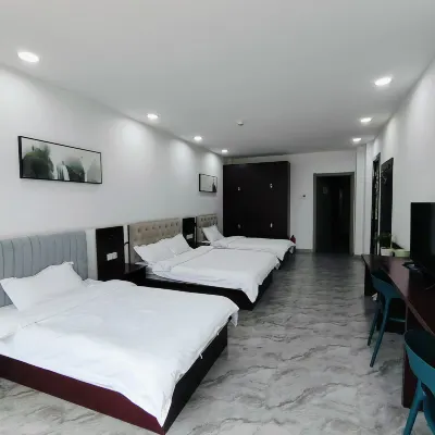 Huirun Hotel (Yanji High-speed Railway West Station Museum) Hotels near Yanbian Museum