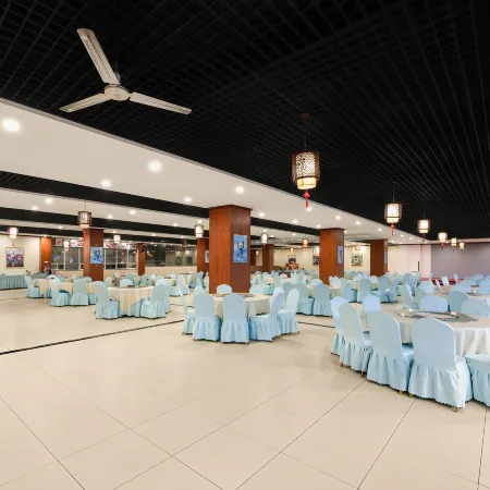 Ast Meitu Hotel (Longlin Wealth Plaza Changda Department Store)