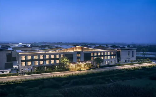 Home2 Suites by Hilton Qingcheng Mountain - New