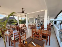 Sunseabar Beach Hotel kendwa - بار