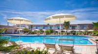 Nicolaus Club Quattro Lune Resort - Uima-altaat