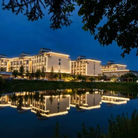 Baoshi International Hotel